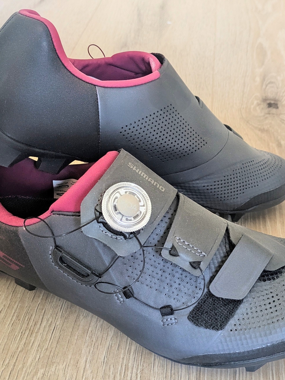 Shimano Women's XC5 MTB BOA  Black & Magenta Cycling Shoes